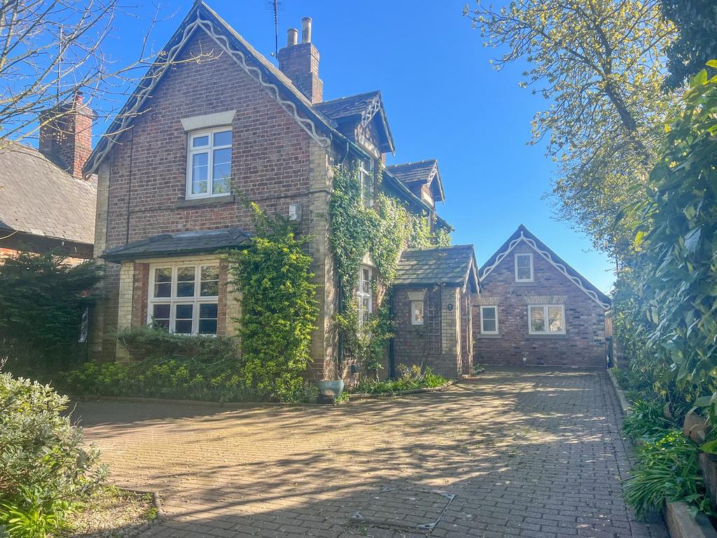 Lockington Road, Lund, Driffield, YO25 3 bed property for sale £475,000