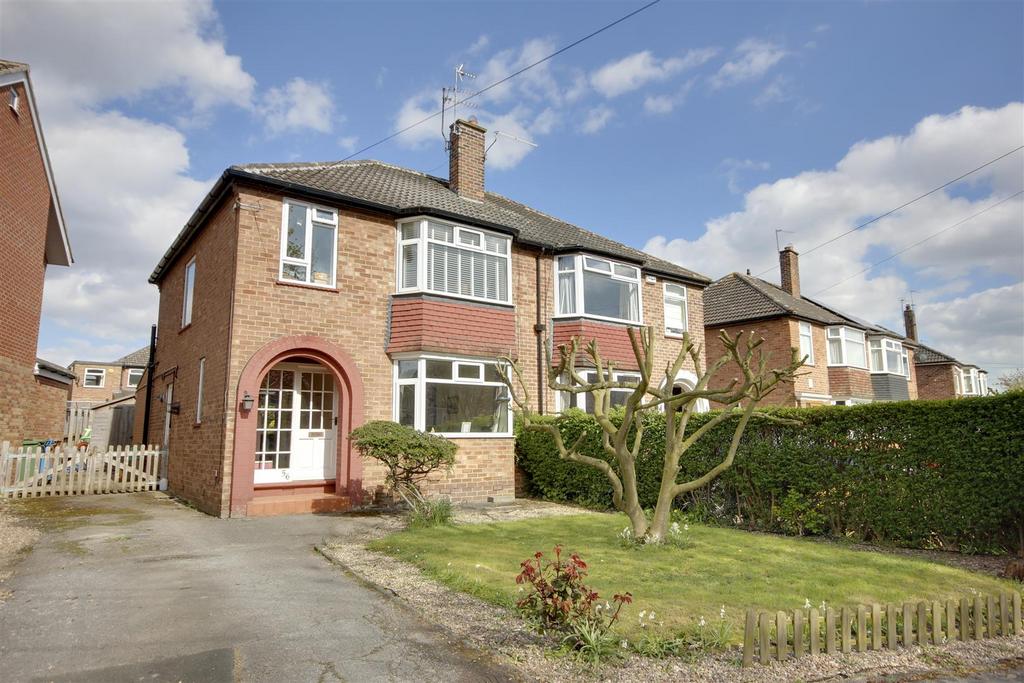Riverview Avenue, North Ferriby 3 bed semidetached house £299,950