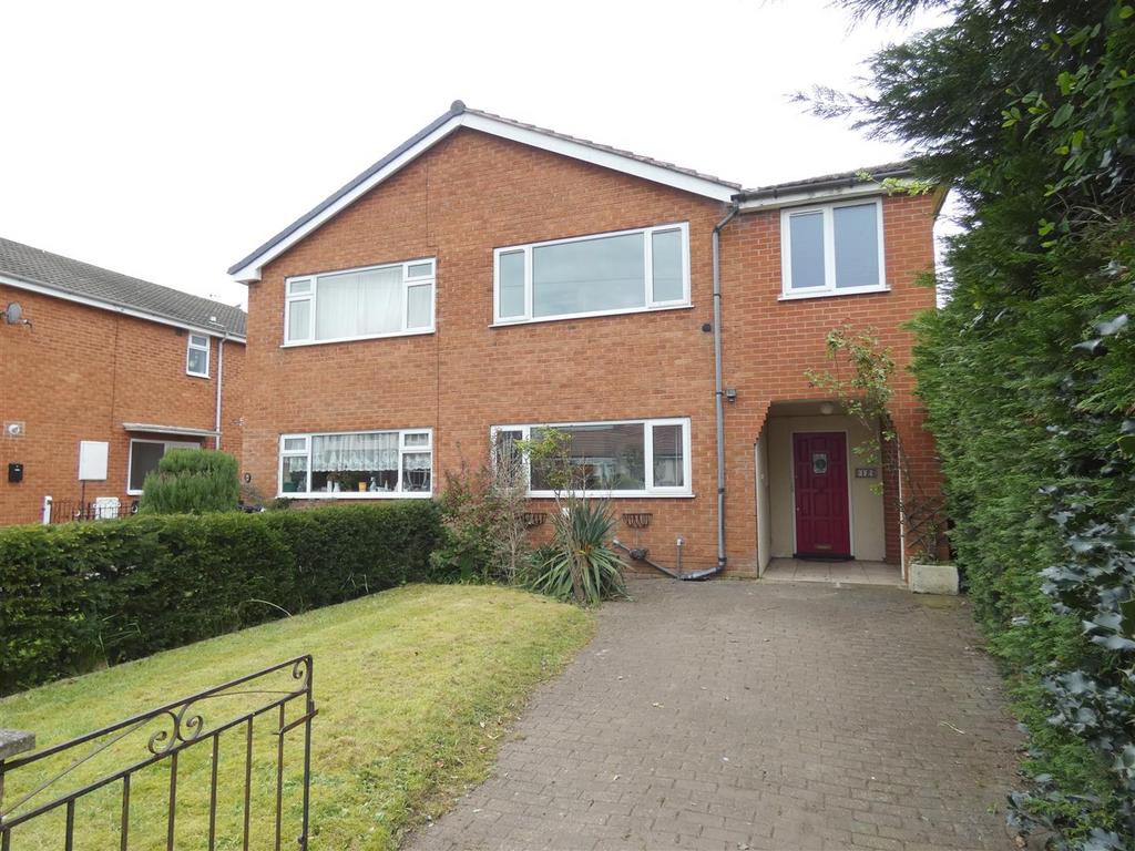 Heath Road, Sandbach 3 bed semidetached house for sale £225,000