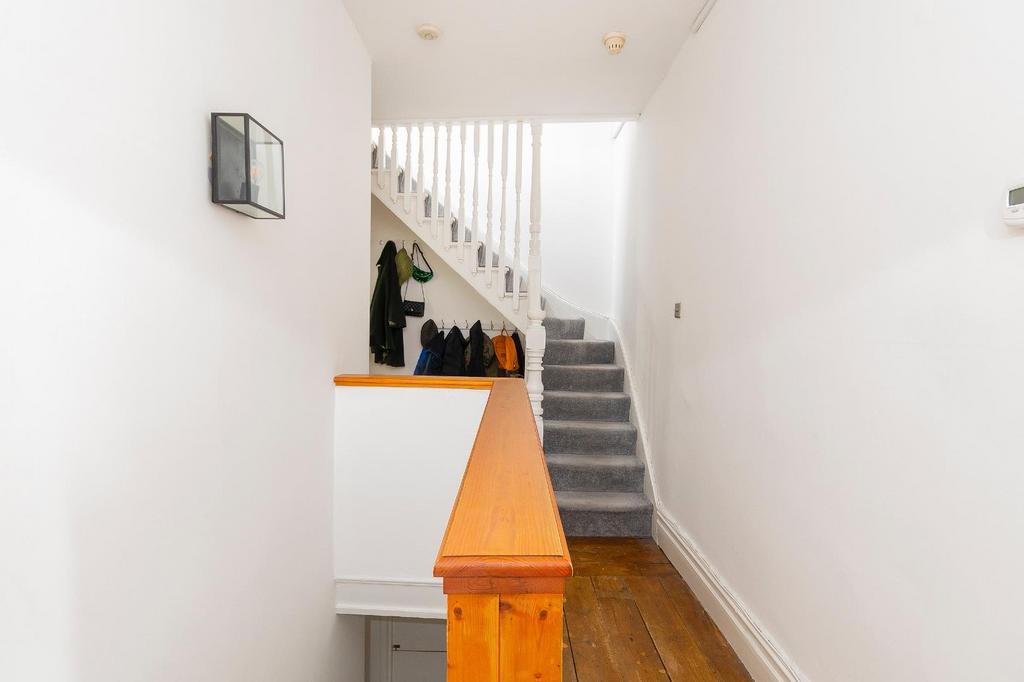 DAORNOTLE23 - Hallway C.jpg