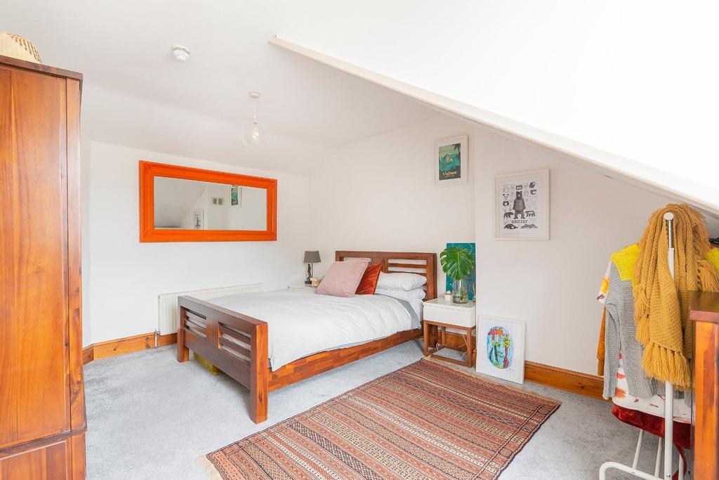 DAORNOTLE23 - Bedroom F.jpg
