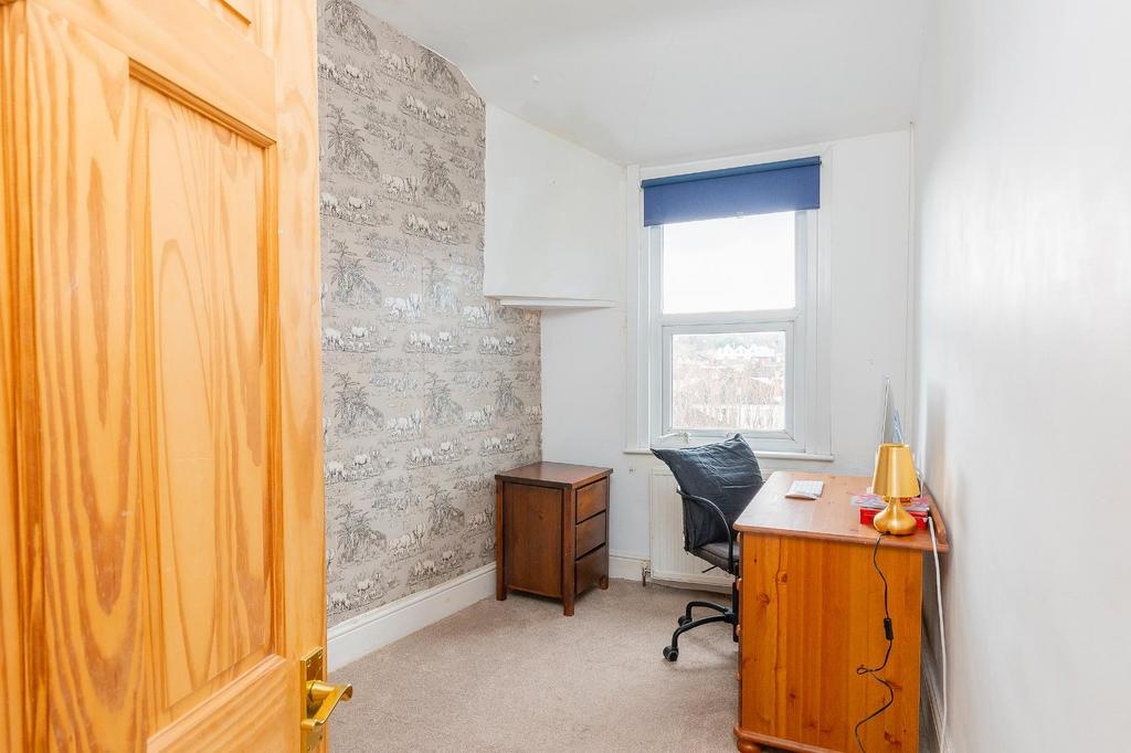 DAORNOTLE23 - Bedroom D.jpg