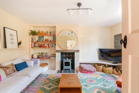16 Berrow Walk, Bristol, BS3 5ES