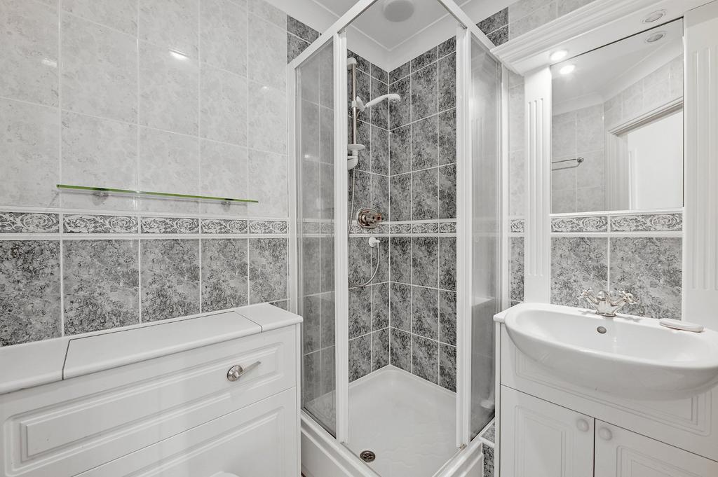 Guest Shower Room