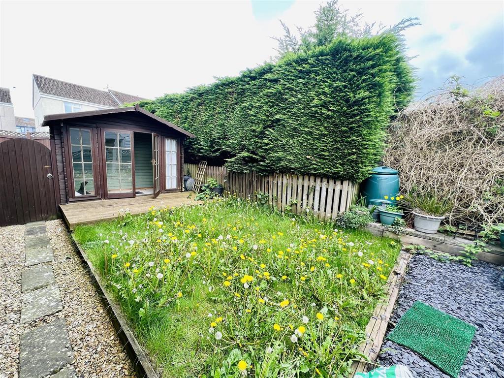 Sycamore Way, Carmarthen 3 bed semidetached house for sale £135,000