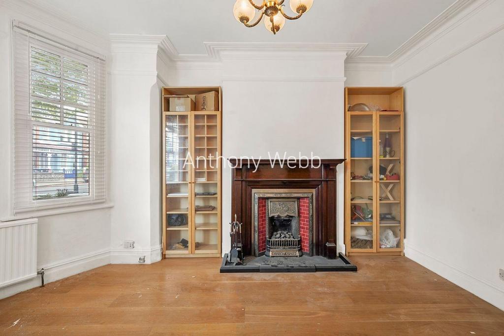Devonshire Road, Palmers Green, N13 2 bed flat £425,000