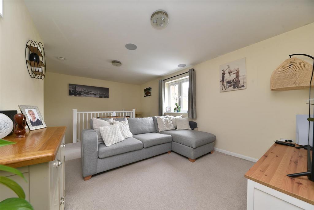Merrick Close, Stevenage 2 bed end of terrace house for sale £270,000