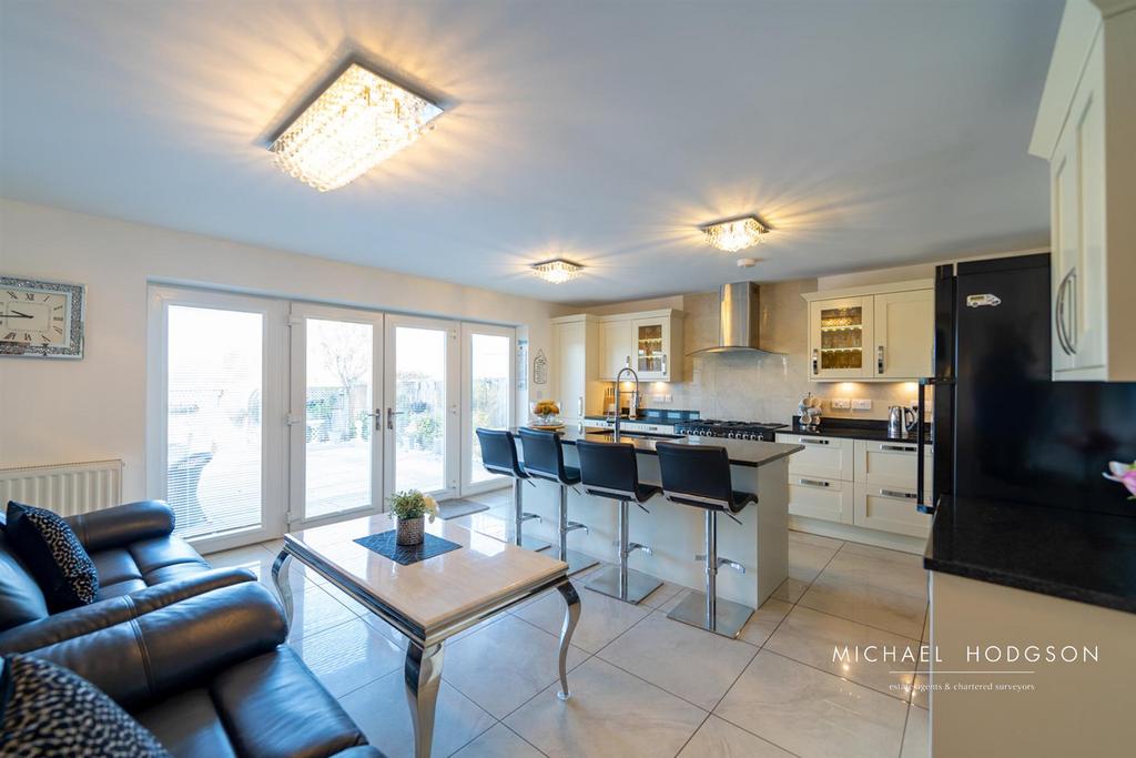 Kitchen /  Breakfast / Sitting Room