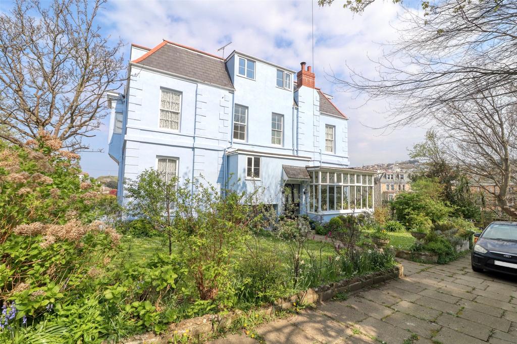 Torrs Park, Devon, EX34 6 bed semidetached house for sale