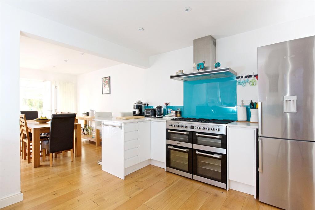 Kitchen/Dining Rm