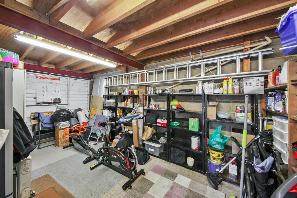 3 Beaufort Close - msr Ft WKUb5 C8oyk OPyo8.jpg