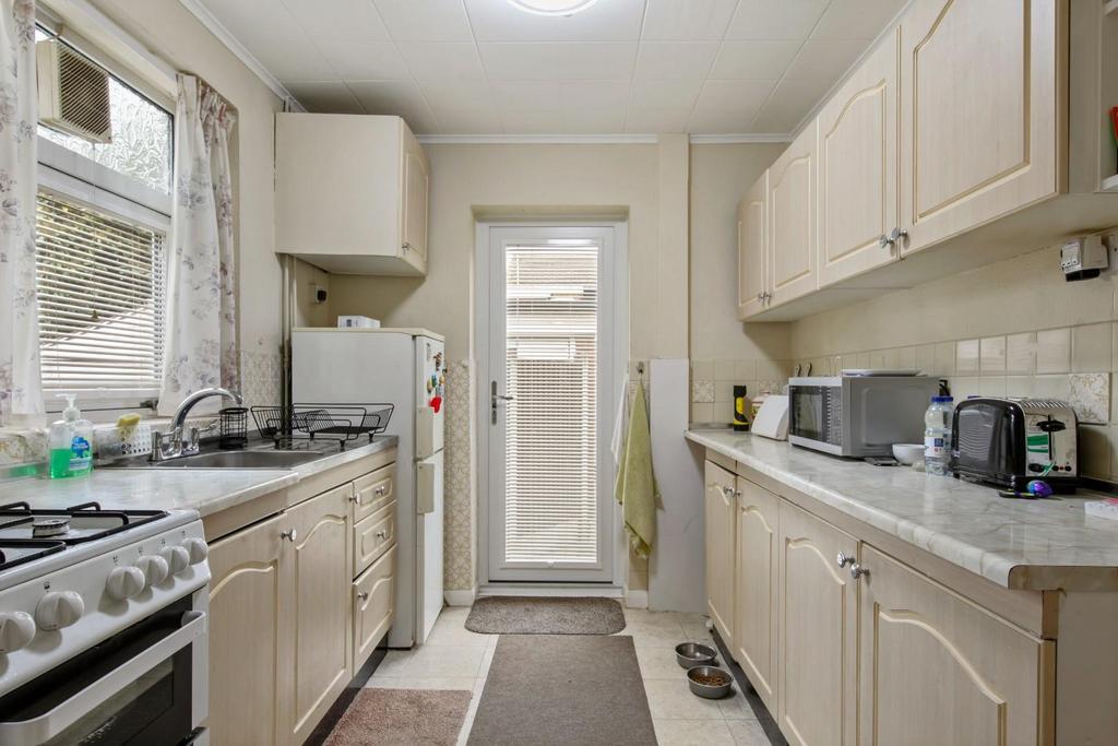 3 Beaufort Close - qs Sp RZwu TRg1 LKc8 UGa1.jpg