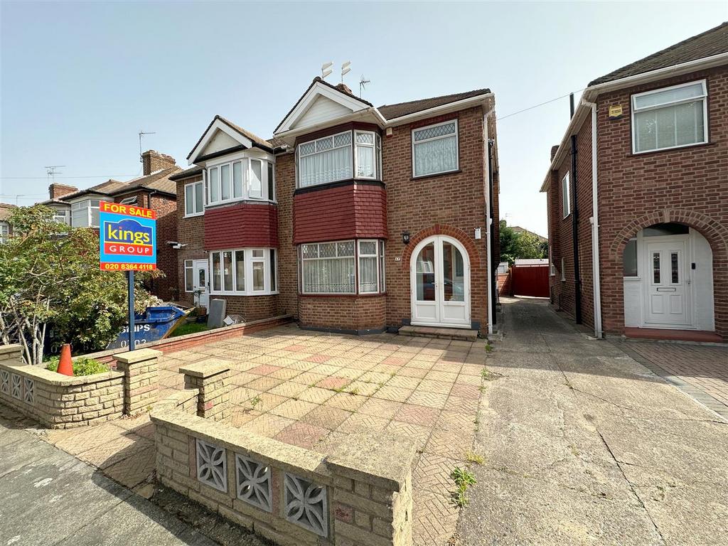 Amberley Road, Enfield 3 bed semidetached house for sale £575,000
