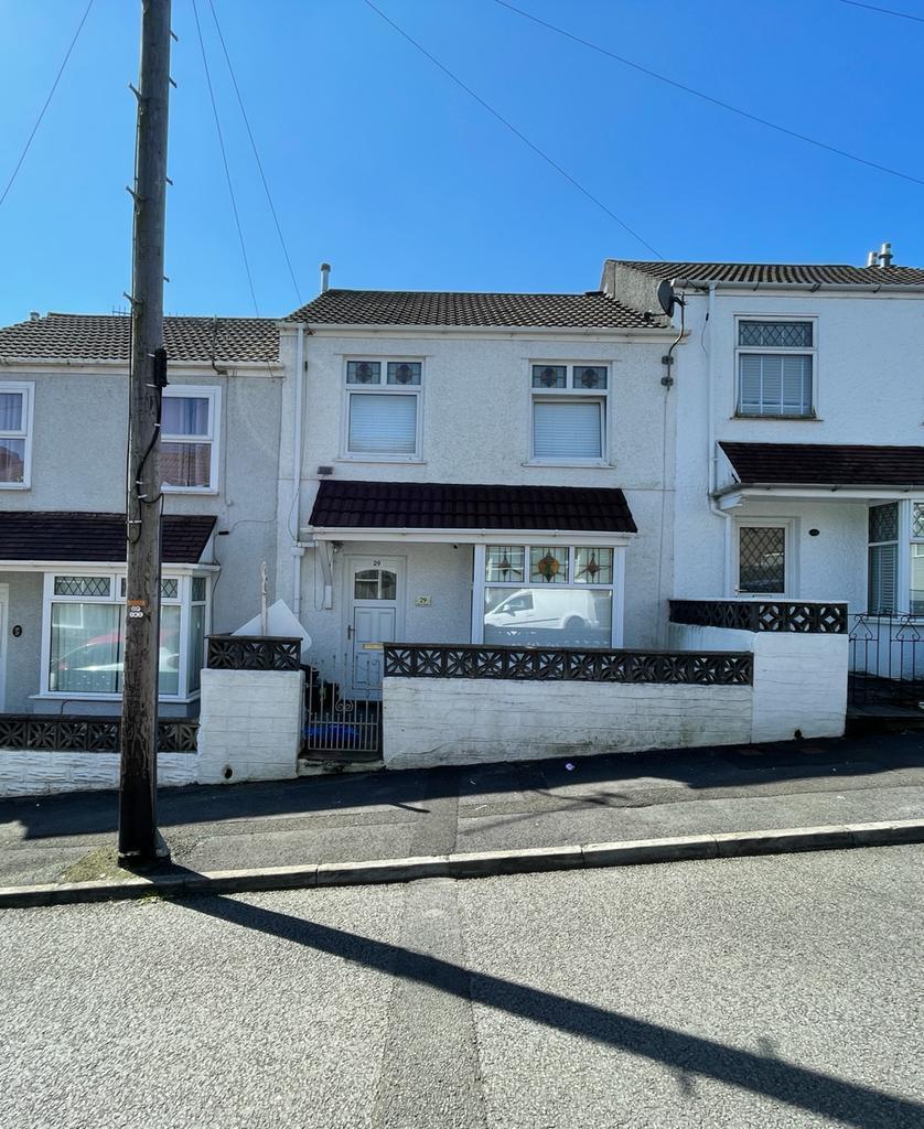 Alice Street, Cwmdu, Swansea 3 bed terraced house £150,000