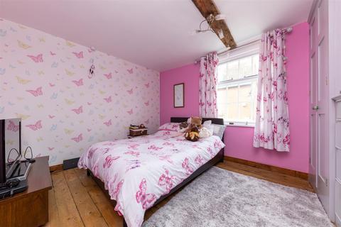 4 bedroom semi-detached house for sale, King Street, Potton, Sandy