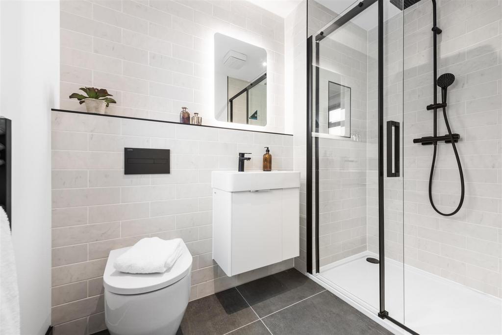 Plot 3 Harpers Gate, Bradnocks Marsh Lane, Hampton
