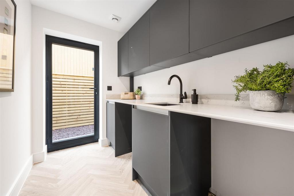 Plot 3 Harpers Gate, Bradnocks Marsh Lane, Hampton