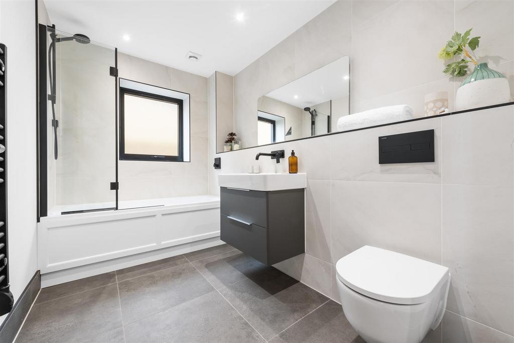 Plot 3 Harpers Gate, Bradnocks Marsh Lane, Hampton