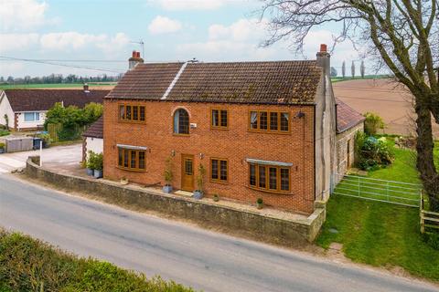 5 bedroom detached house for sale, Low Street, Little Fencote, Northallerton