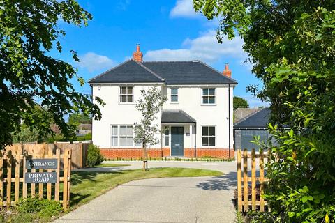 4 bedroom detached house for sale, Common Road, Stock