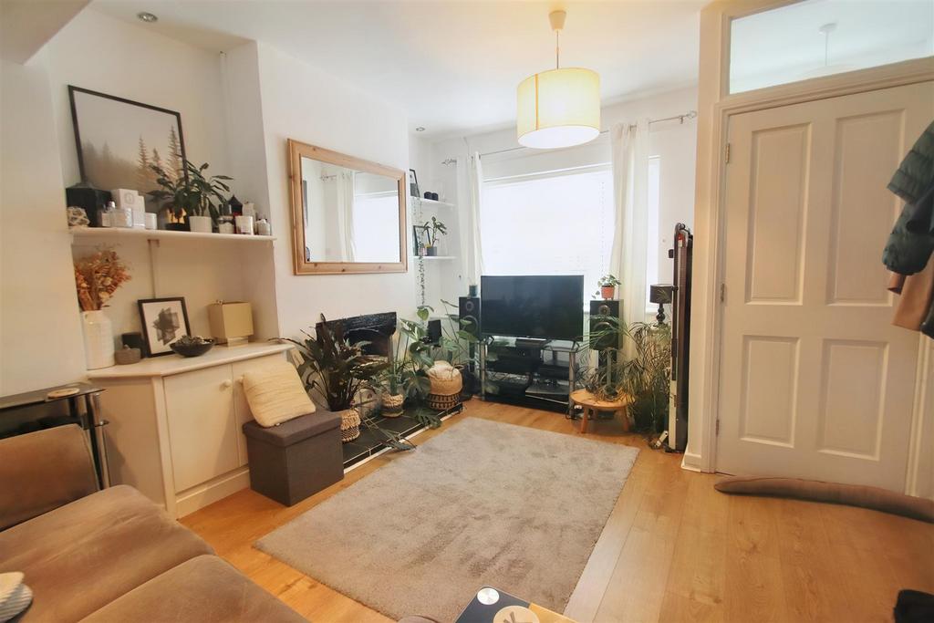 Serpentine Road, Harborne, Birmingham 3 bed house £450,000