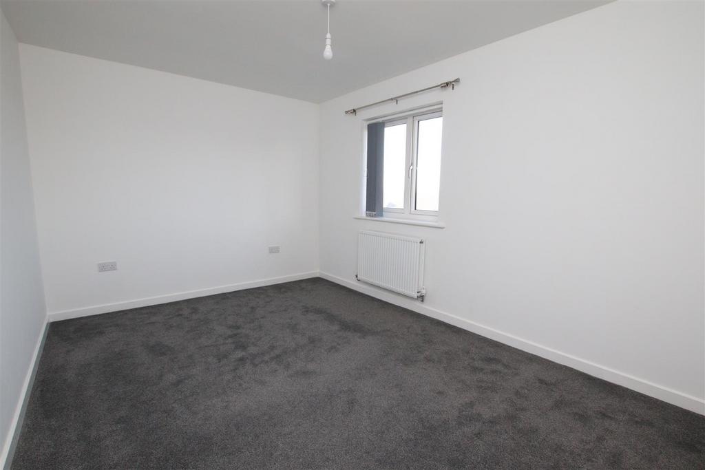 Bedroom 1.JPG