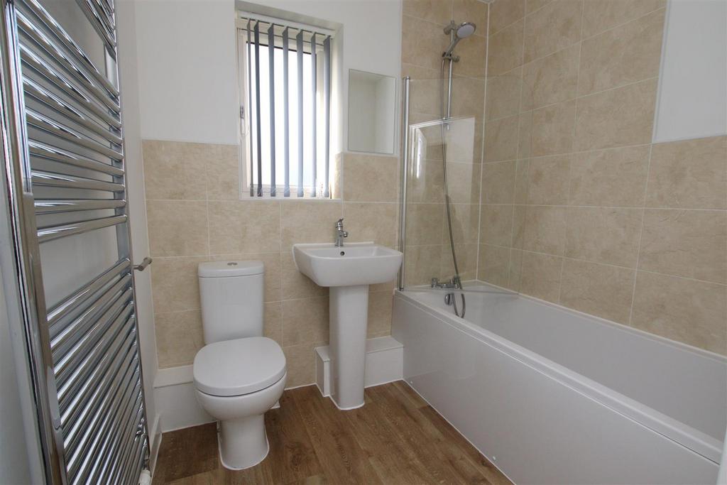 Bathroom.JPG