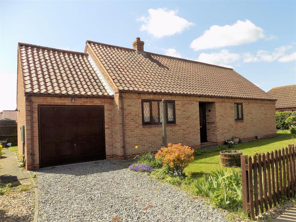 Wimbishthorpe Close, Bottesford, Nottingham 3 bed detached bungalow for sale £325,000
