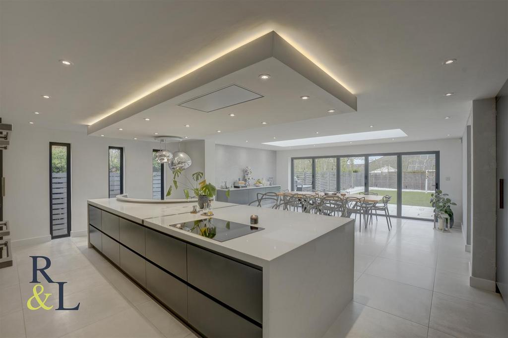 Selby Lane, Keyworth, Nottingham 5 bed detached house £1,300,000