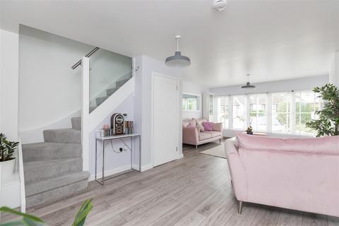 2 bedroom semi-detached house for sale, Willow Close, Doddinghurst, Brentwood
