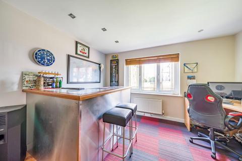 35 Thorncliffe View, Chapeltown, Sheffield, S35 3XU