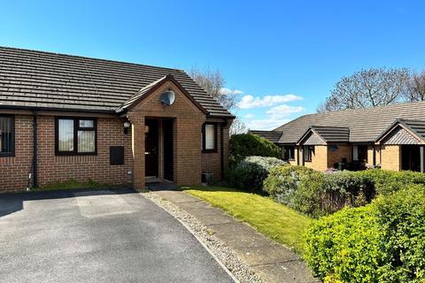 2 bedroom retirement property for sale - St. Marys Close, Ilkley, LS29