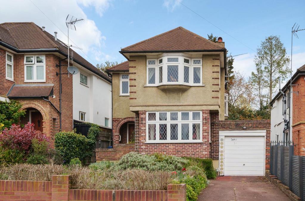 Greenway, Totteridge 3 bed detached house for sale £1,250,000