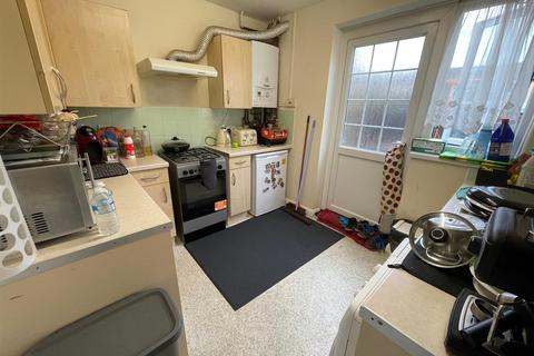 2 bedroom terraced house for sale, Blundell Road, Edgware