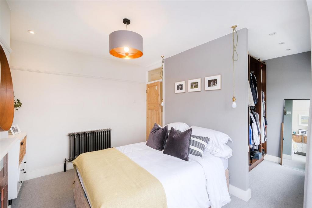 8 Anslie wood crescent-8.jpg