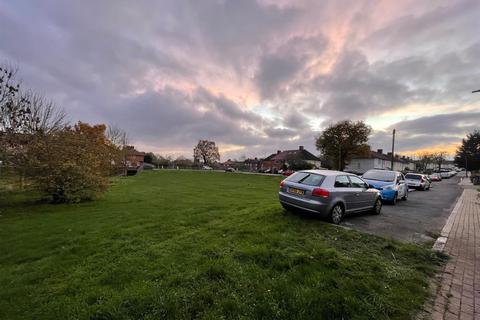 47 Crispin Road, Edgware, HA8 9EN