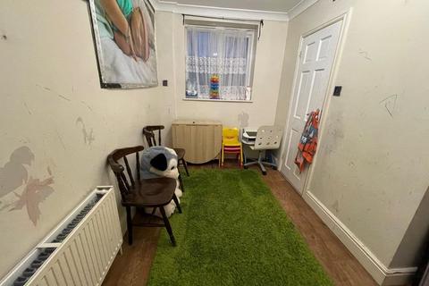 47 Crispin Road, Edgware, HA8 9EN