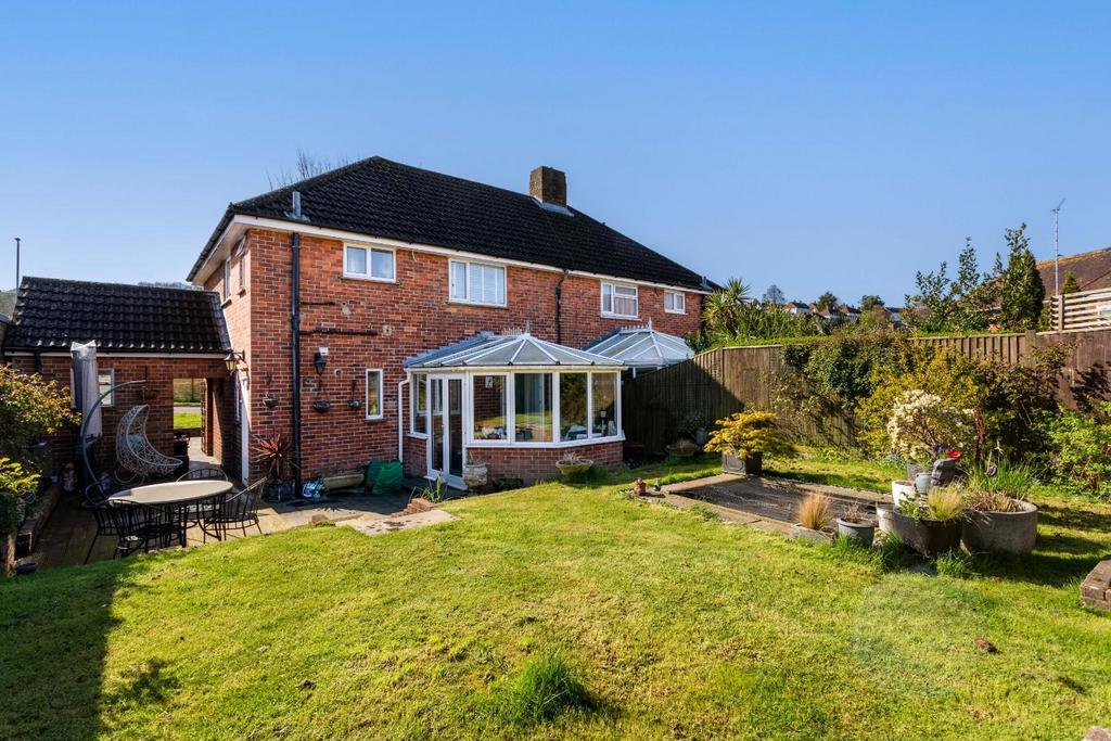 Carden Avenue, Brighton 3 bed house for sale £500,000