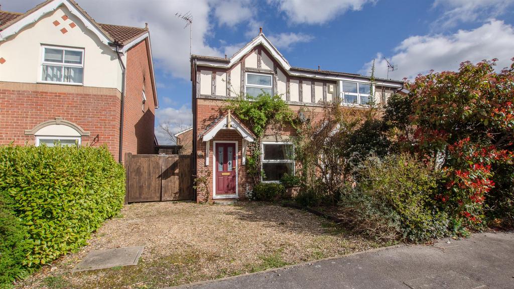 Willow Drive, North Duffield, Selby... 2 bed semidetached house £850 pcm (£196 pw)