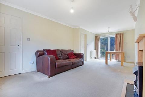 21 Trafford Close, Ilford, IG6 3DQ