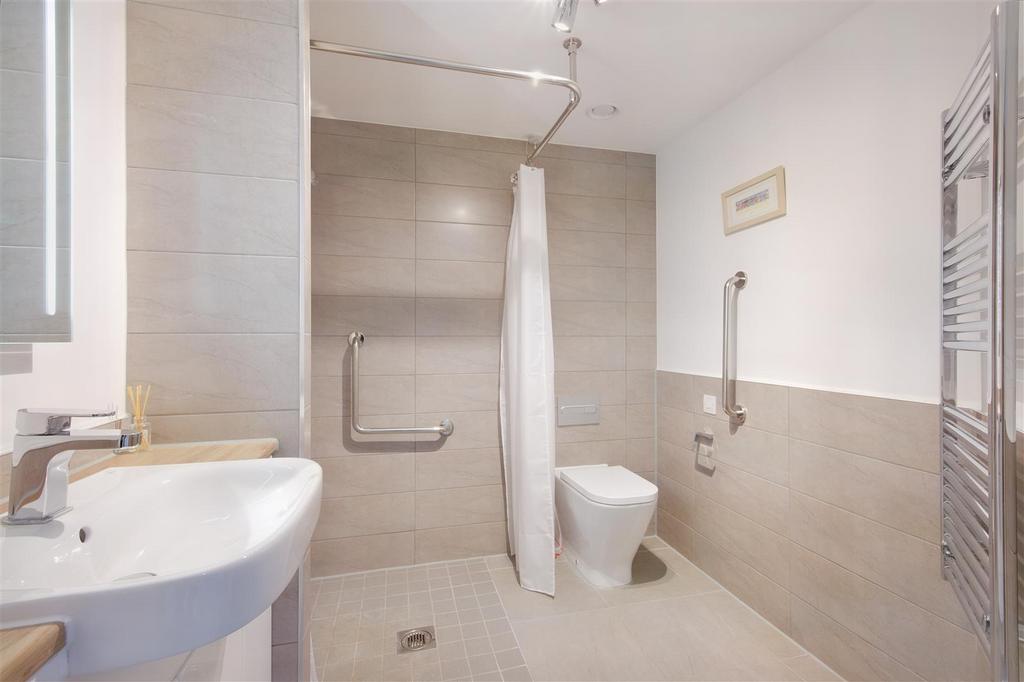 8547670-interior12.JPG