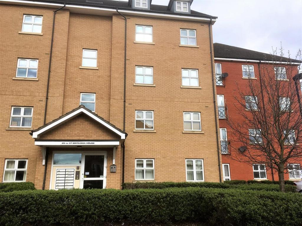 Britannia House, Palgrave Road, Bedford MK42 9BY 2 bed apartment for