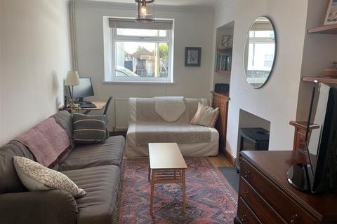 25 Ashburnham Road, Pembrey, Burry Port, SA16 0TP