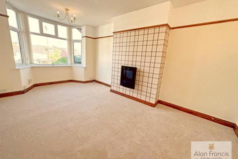 2 Inlands Close, Daventry, NN11 4DG