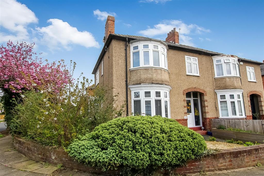 Swaledale Avenue, Darlington 3 bed semidetached house for sale £240,000