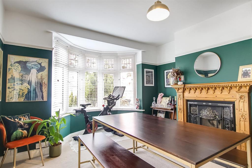 Swaledale Avenue, Darlington 3 bed semidetached house for sale £240,000