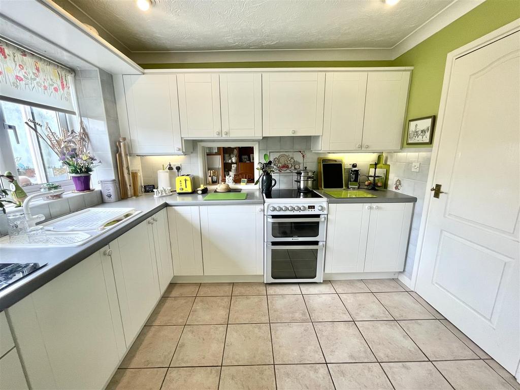 Langwith Gardens, Holbeach, Spalding 3 bed detached house for sale £