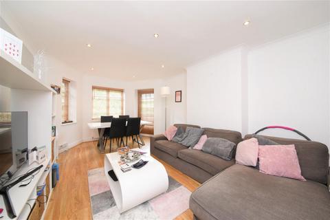 2 bedroom apartment for sale, Lyttelton Court, Hampstead Garden Suburb, N2