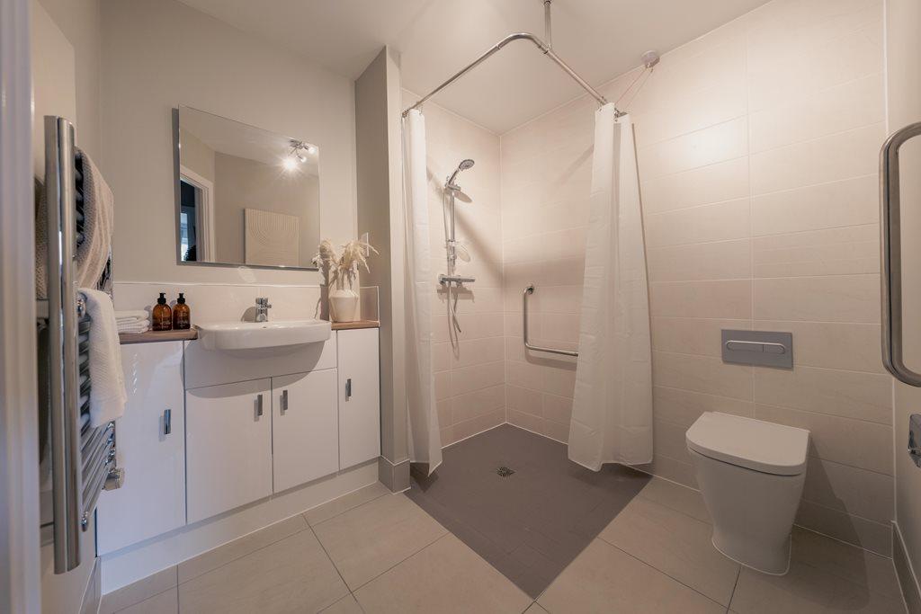 Stowe Place, Lichfield - Shower Room
