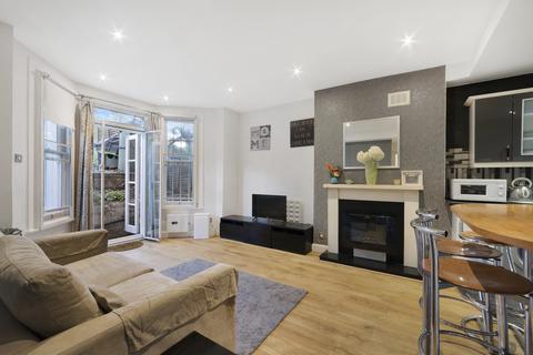1 bedroom flat to rent - Sinclair Road, W14